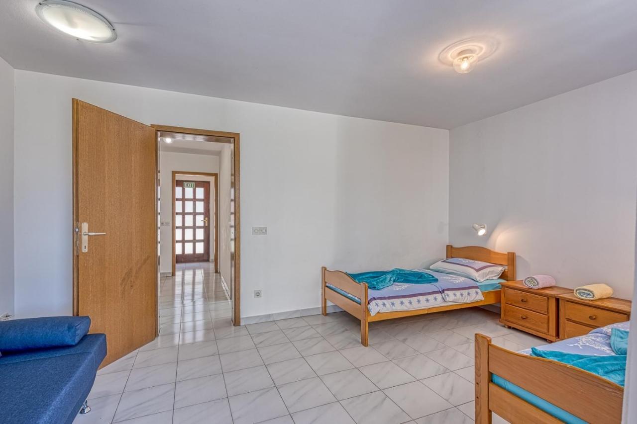 Apartments Kiki Spada Пореч Екстер'єр фото