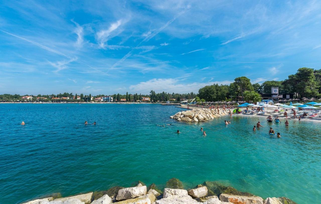 Apartments Kiki Spada Пореч Екстер'єр фото